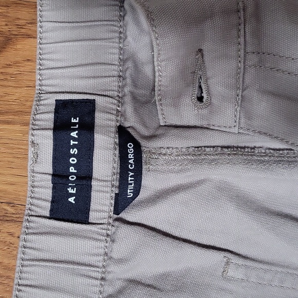 Cargos - Picture 3 of 4